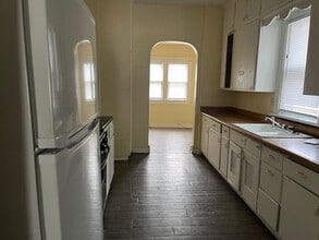 532 Western Ave in Waterloo, IA - Building Photo - Building Photo