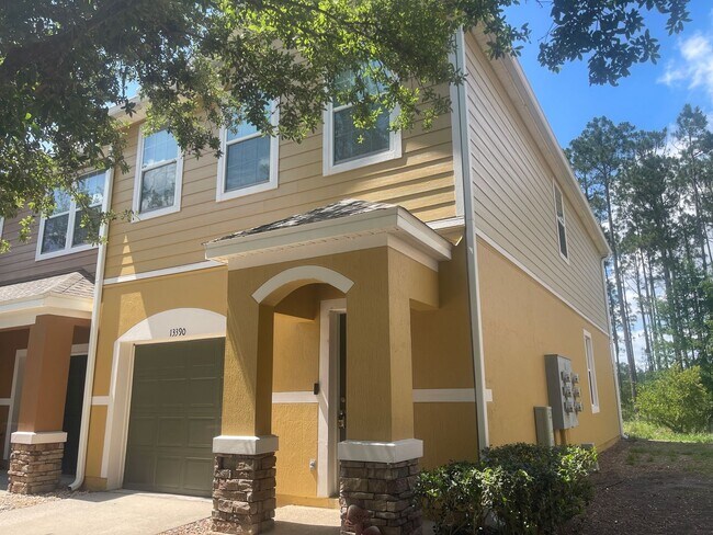 13390 Ocean Mist Dr in Jacksonville, FL - Building Photo - Building Photo
