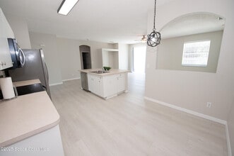 5680 Friendly St in Cocoa, FL - Building Photo - Building Photo