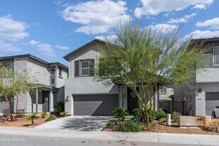 2019 N Marketside Ave in Buckeye, AZ - Building Photo