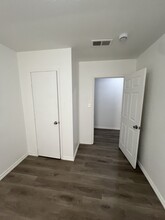 718 N 18th St, Unit 3 in Fort Smith, AR - Building Photo - Building Photo