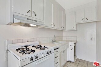 1319 Stanley Ave in Glendale, CA - Building Photo - Building Photo