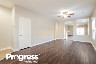 13758 W Port Royale Ln in Surprise, AZ - Building Photo - Building Photo