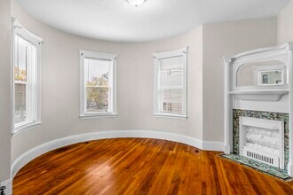 27 Brinsley St in Boston, MA - Building Photo - Building Photo