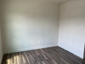 201 Eastwood St in Houston, TX - Building Photo - Building Photo