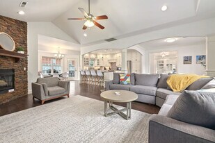 2505 NW 6th St in Bentonville, AR - Building Photo