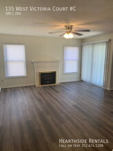 135 W Victoria Ct in Greenville, NC - Building Photo - Building Photo