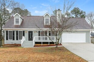 430 Ashley Way in Loganville, GA - Building Photo