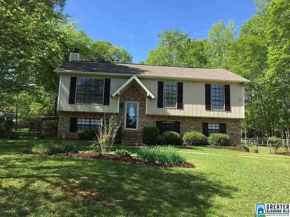 4209 Plantation Pl in Helena, AL - Building Photo