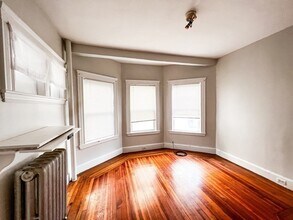 18 Winslow Rd in Brookline, MA - Building Photo - Building Photo