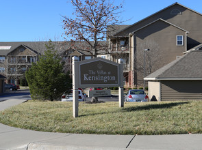 The Villas at Kensington Court in Kansas City, MO - Foto de edificio - Building Photo