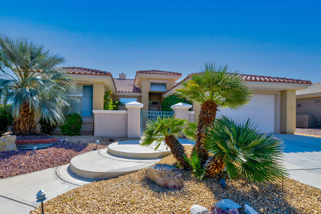78183 Fostoria Ln in Palm Desert, CA - Building Photo
