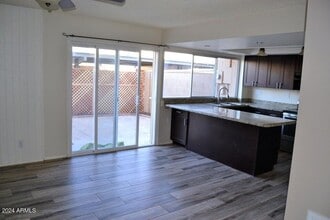 8426 E Chaparral Rd in Scottsdale, AZ - Building Photo - Building Photo
