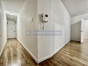 401 E 68th St in New York, NY - Foto de edificio - Building Photo