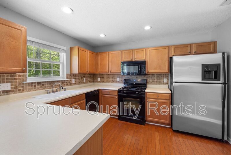 5551 Spindlewood Ct in Durham, NC - Foto de edificio