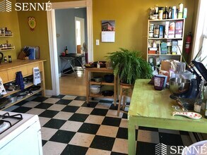 11 Thorndike St, Unit 2 in Somerville, MA - Building Photo - Building Photo
