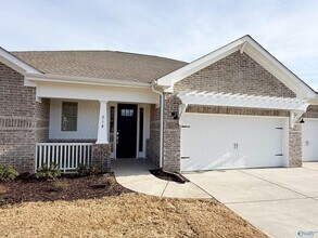 218 Stockyard Cir in Madison, AL - Building Photo - Building Photo