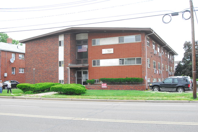 Melrose Court in Elizabeth, NJ - Building Photo - Building Photo