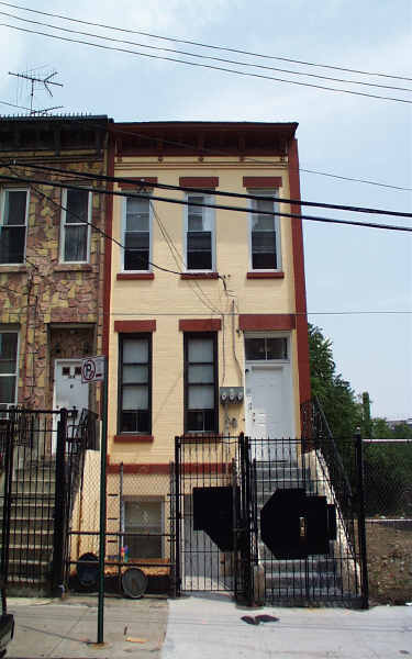 1976 Bathgate Ave in Bronx, NY - Building Photo