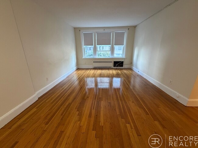 33 Lancaster Terrace in Brookline, MA - Building Photo - Building Photo