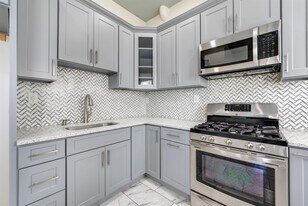 61 S Maple Ave in East Orange, NJ - Building Photo