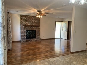 32 Rabbit Trail Dr in Washington, MO - Building Photo - Building Photo