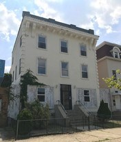 138-140 Clinton Ave Apartments