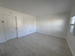 7931 Wilcox Ave in Bell Gardens, CA - Building Photo - Building Photo