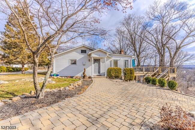 property at 110 Hillcrest Dr