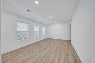 17607 Longwood Trce Ln in Roman Forest, TX - Building Photo - Building Photo