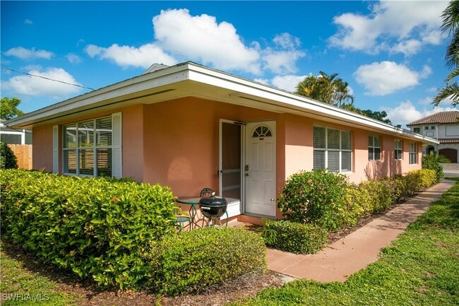 520 97th Ave N in Naples, FL - Building Photo - Building Photo