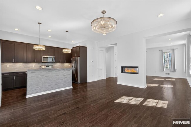 property at 60 Roosevelt Dr
