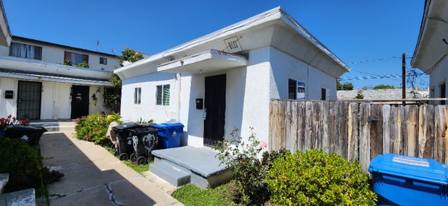 4415 Burns Ave