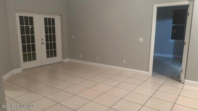 1150 Tiger St SE in Palm Bay, FL - Building Photo - Building Photo