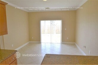 13163 SW 256th St in Homestead, FL - Foto de edificio - Building Photo