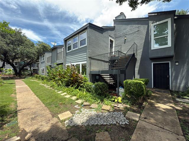 property at 9696 Walnut St