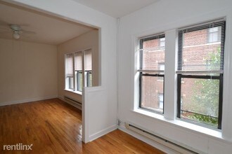 3829 N Fremont St-Unit -Unit 2W in Chicago, IL - Building Photo - Building Photo