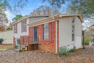 1325 Turf Dr in Center Point, AL - Building Photo - Building Photo