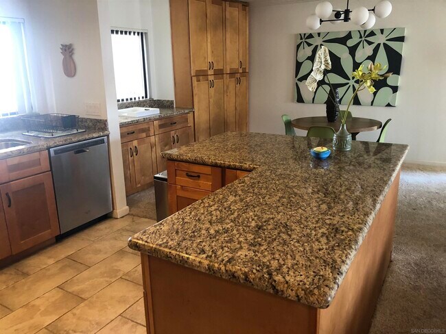 7550 Eads Ave in San Diego, CA - Building Photo - Building Photo