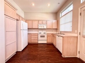 536 Founders Park Dr W in Springdale, AR - Building Photo - Building Photo