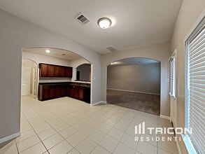 10930 Hillside Creek Dr in Humble, TX - Building Photo - Building Photo