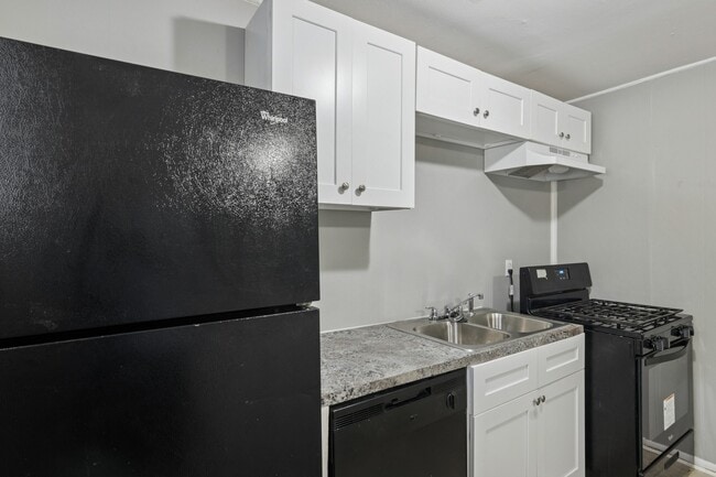 property at 3641 N MacGregor Way