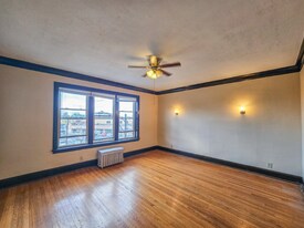 4782 N Elston Ave, Unit 3 in Chicago, IL - Building Photo