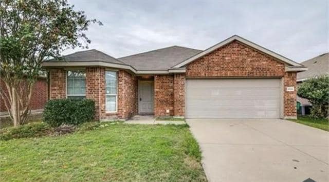 property at 2025 Lake Trail Dr