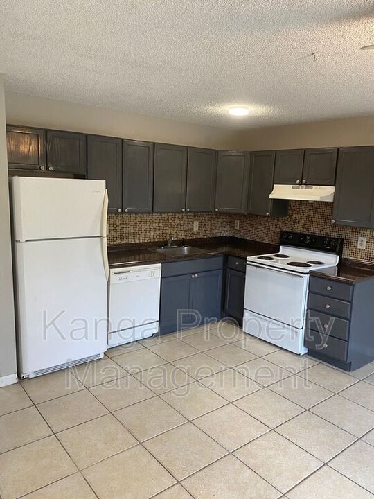 3519 Coral Springs Dr in Coral Springs, FL - Building Photo