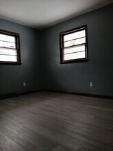 1025 Irving Ave in Rockford, IL - Building Photo - Building Photo