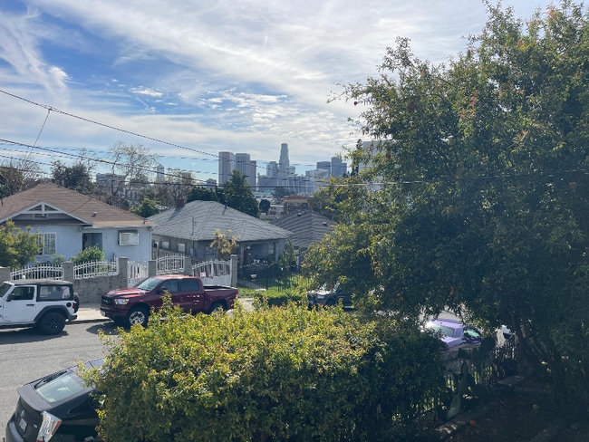 1804 Bellevue Ave in Los Angeles, CA - Building Photo - Building Photo