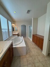 67 Calle Cataluna in Camarillo, CA - Building Photo - Building Photo