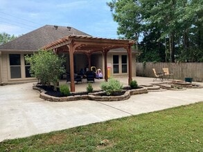 6519 Westwood Village Dr in Lumberton, TX - Building Photo - Building Photo