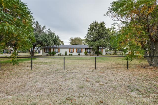 1200 Tipps Rd in Cross Roads, TX - Building Photo - Building Photo